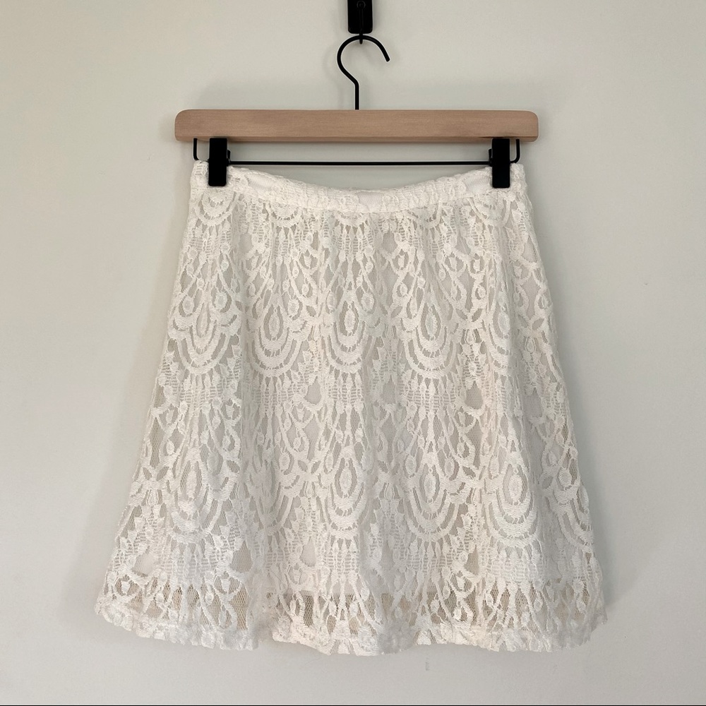 Monteau | Ivory Lace Skirt | Size: S
